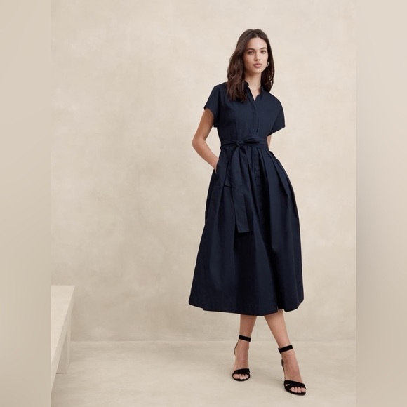 NWT! Banana Republic Preppy Navy Poplin Tie-Waist Midi Dress - Multiple 🧞♂️ - Picture 2 of 9